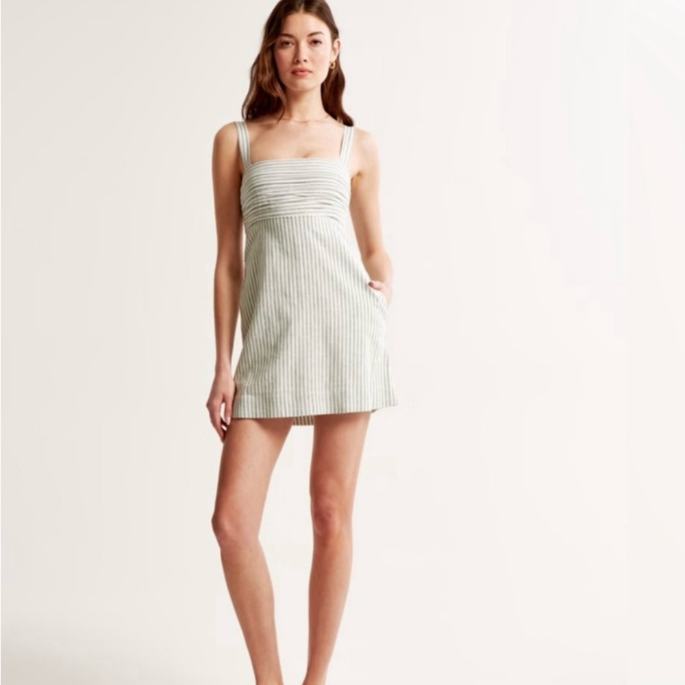 Abercrombie & Fitch Linen Skort